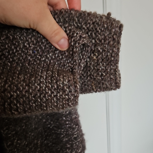 Chic Brown Knit Jacket W Magnetic Button Closure for Kids - Picture 5 of 9